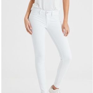 American Eagle White Jeans